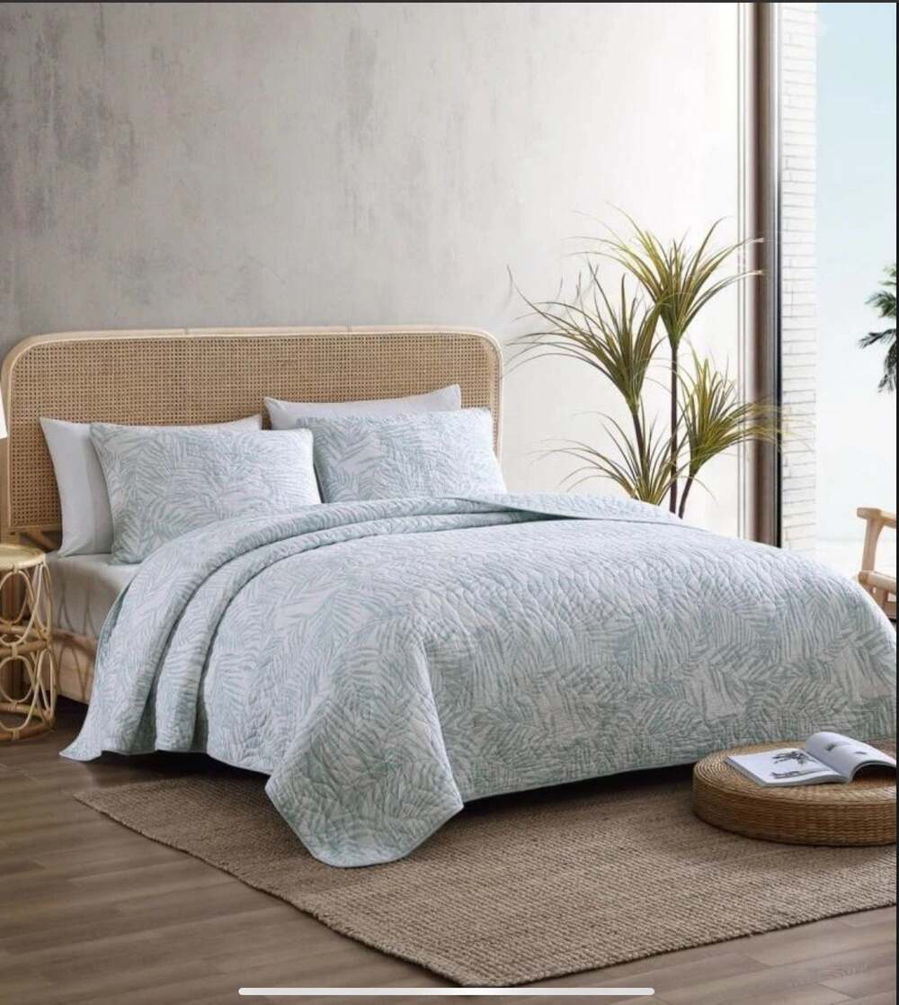 Tommy Bahama Home Palmday FULL / QUEEN Quilt & Shams Set Aqua